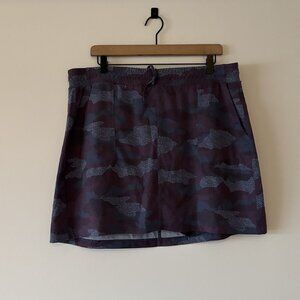 Kuhl Women’s Camo Skort Sz XL Hiking Trail Athleisure Built In Shorts Sporty Gym